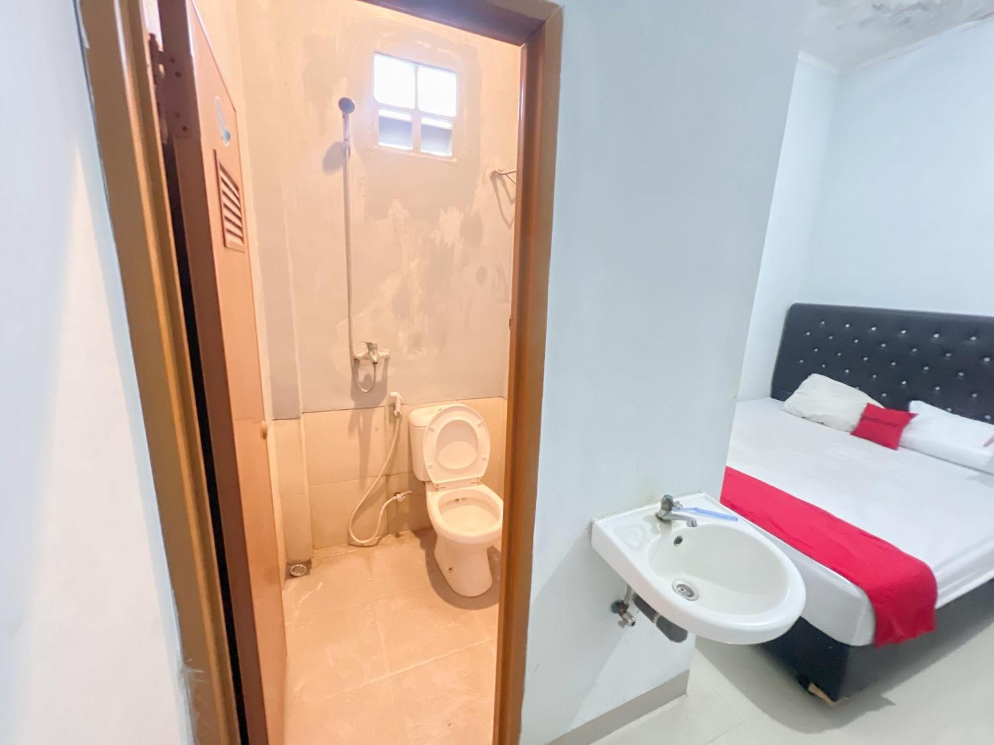 Reddoorz At Kay Residence Waydadi Lampung Bandar Lampung Ngoại thất bức ảnh