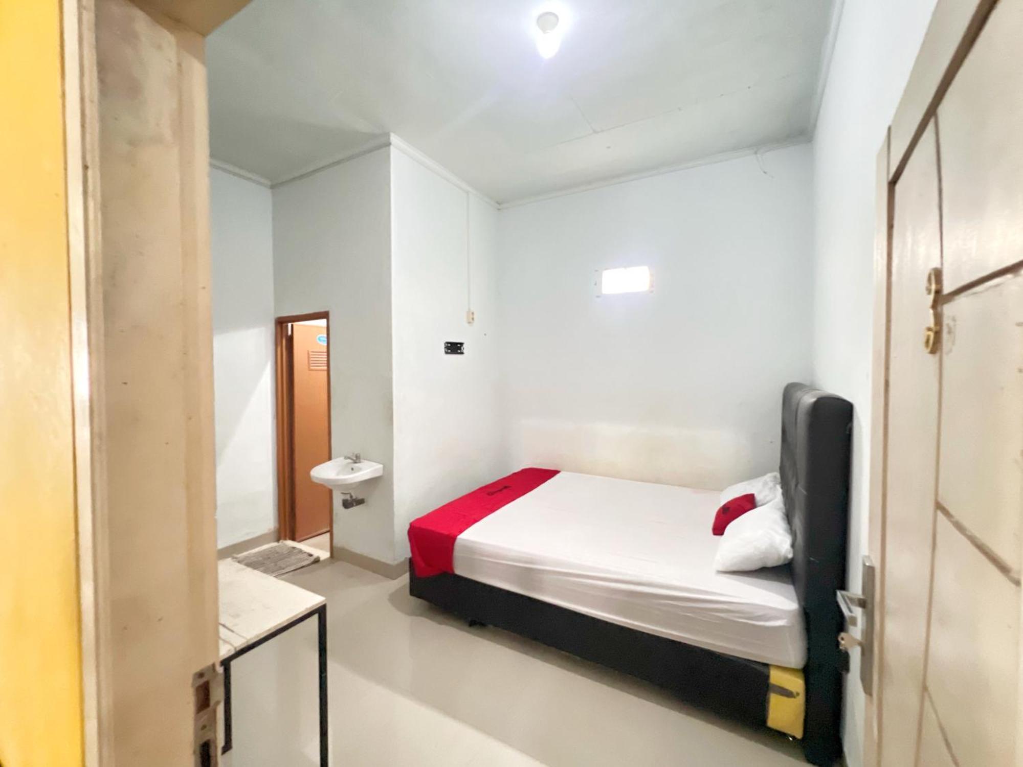 Reddoorz At Kay Residence Waydadi Lampung Bandar Lampung Ngoại thất bức ảnh